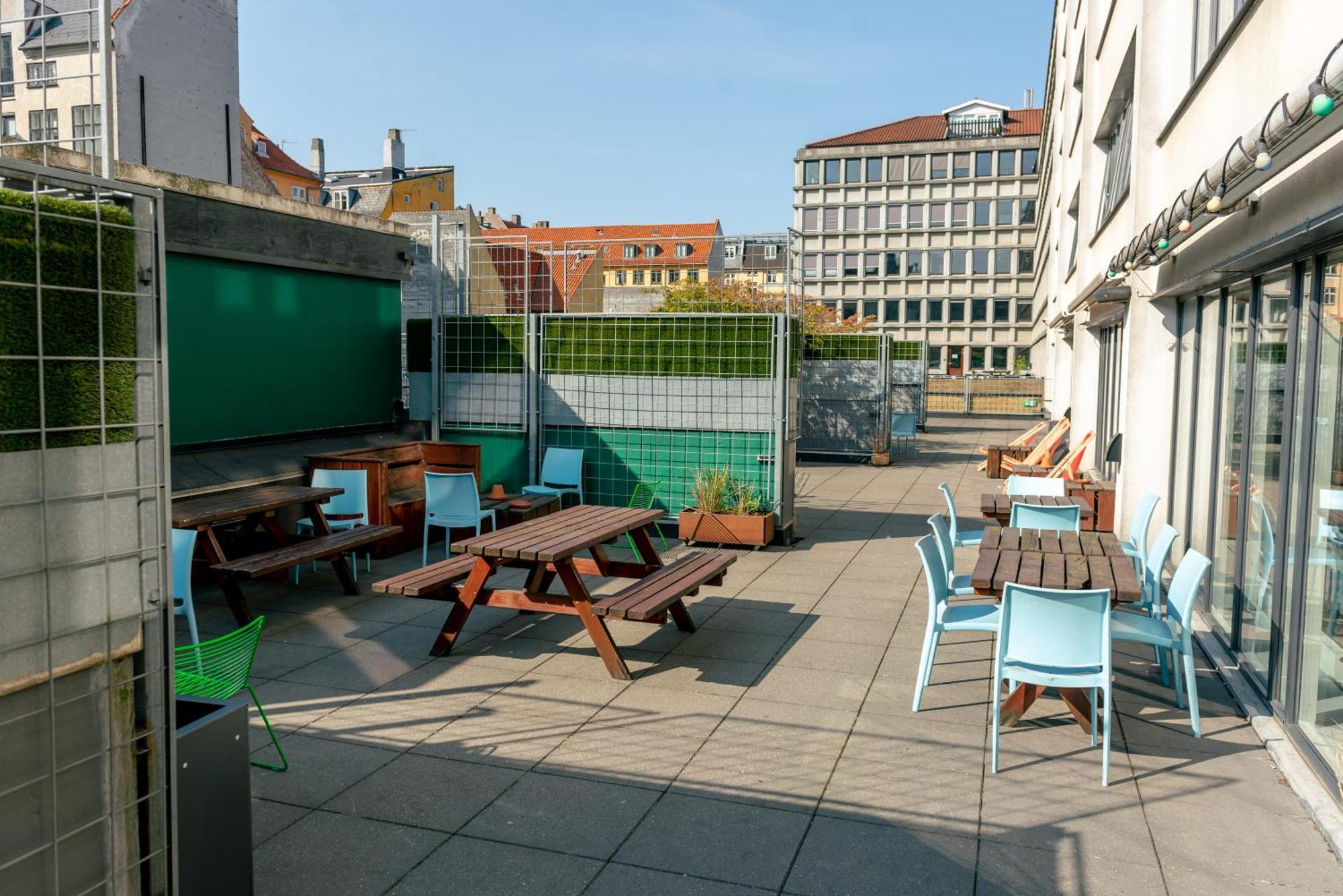 Generator Hostel *